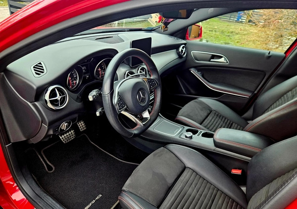 Mercedes-Benz GLA cena 103000 przebieg: 63904, rok produkcji 2019 z Warszawa małe 92